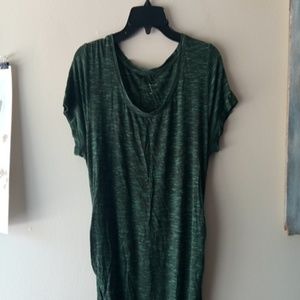 Tee-shirt maternity dress with ruched sides!!